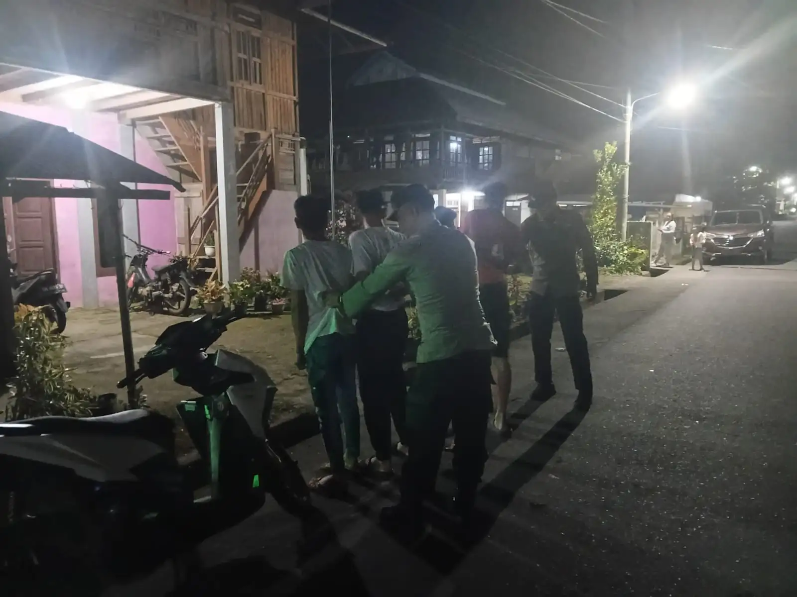 POLSEK RURAL KAKAS GELAR PATROLI DIALOGIS GUNA PASTI KAN KONDUSIFITAS WILAYAH PADA JAM RAWAN